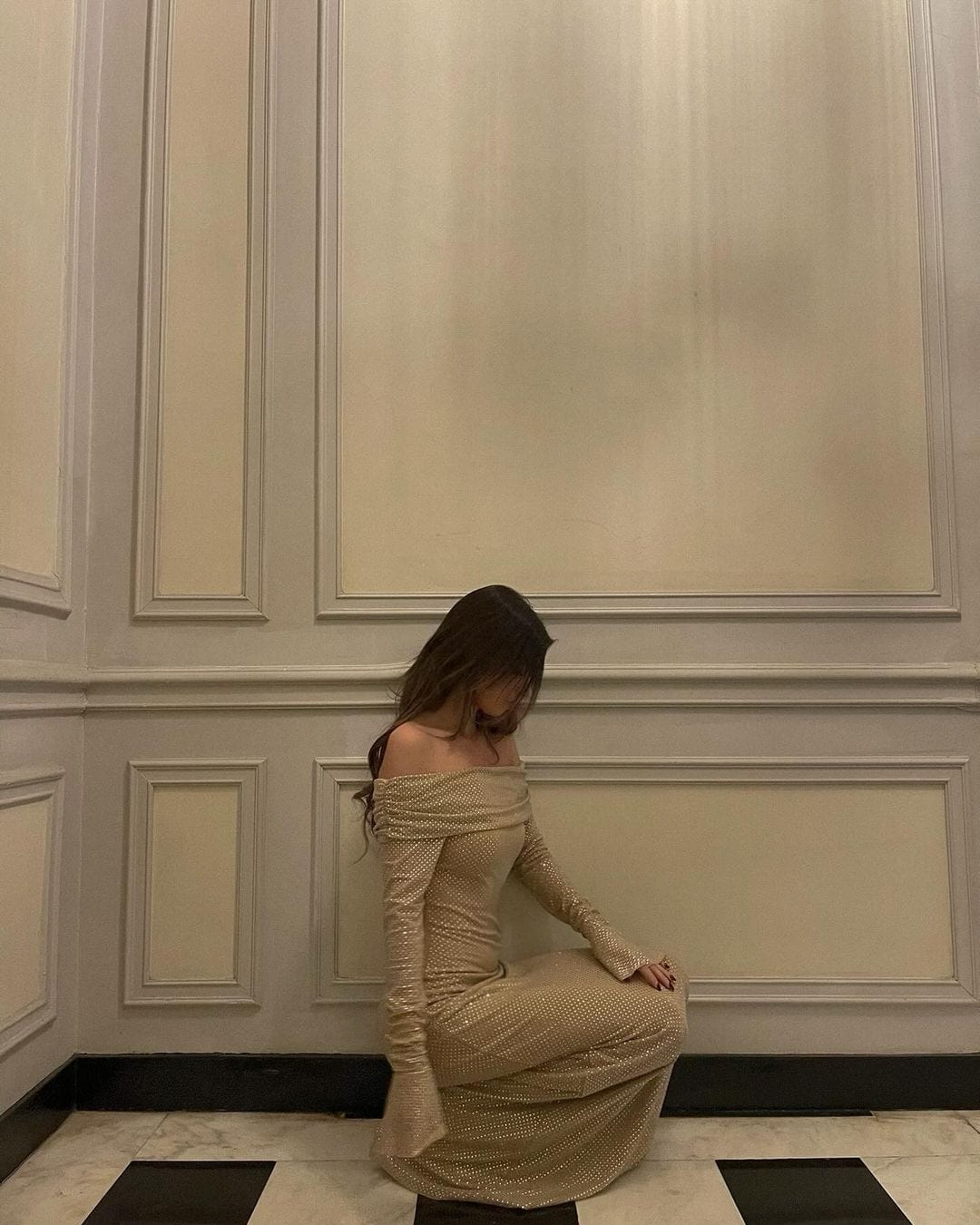 Sparkling Long Dress with Shoulder Pieces