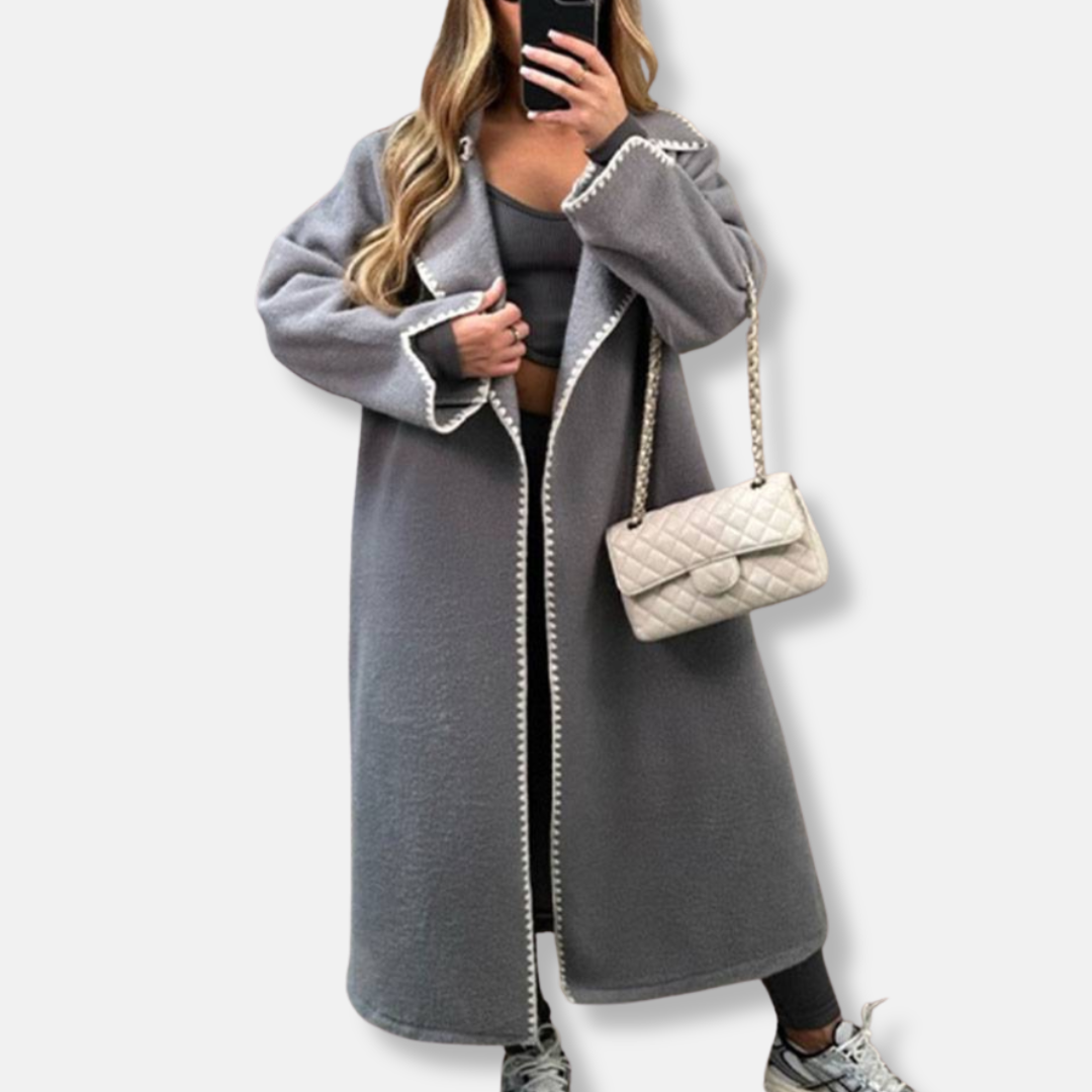 Women's Long Coat – Loose Fit – Wool Blend – Classic Lapels – Scalloped Finish