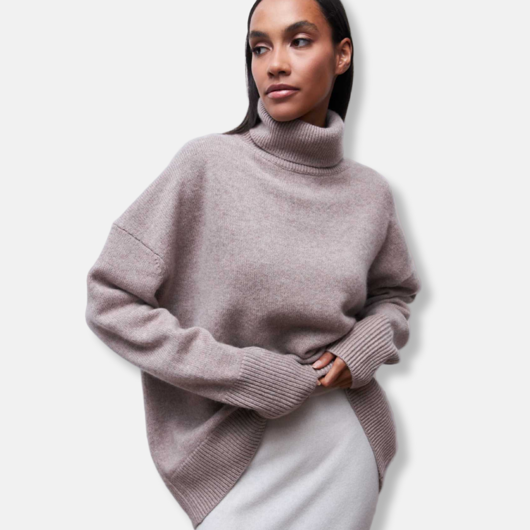 Women's Sweater - Fine Knit - Oversized - Turtleneck - Long Sleeves