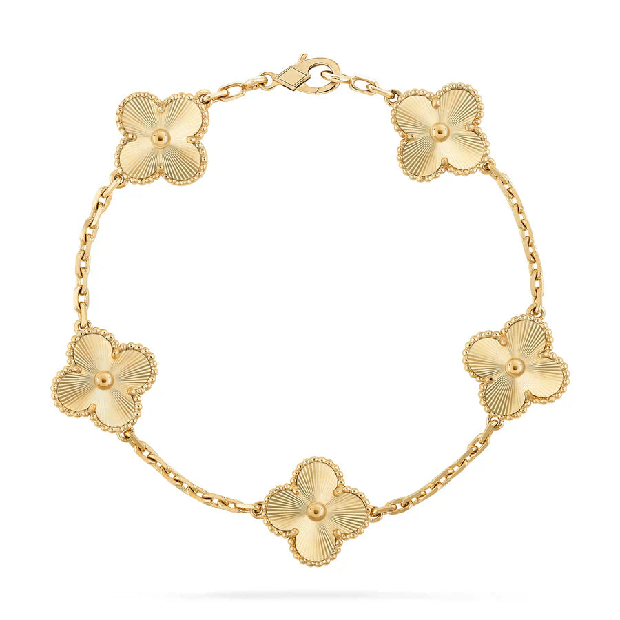 Delicate Clover Bracelet for Women
