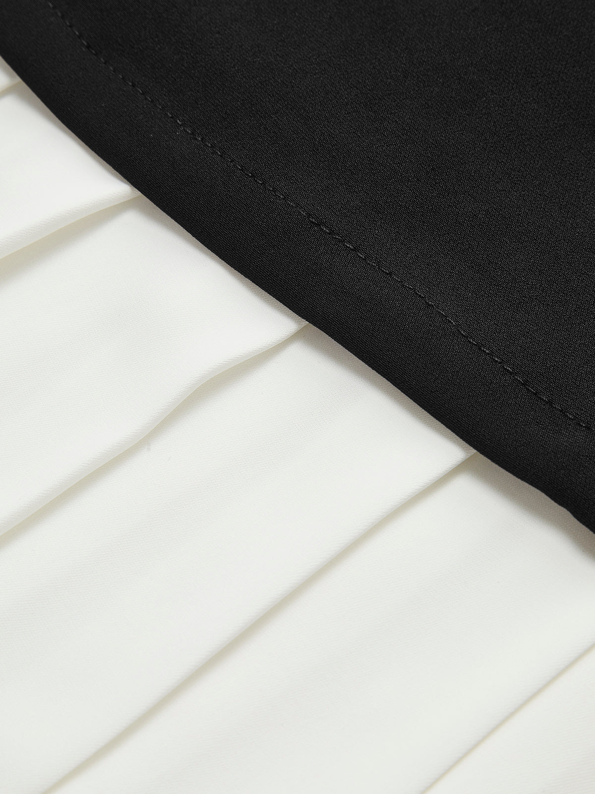 Two-Tone Sleeveless Pleated Mini Dress