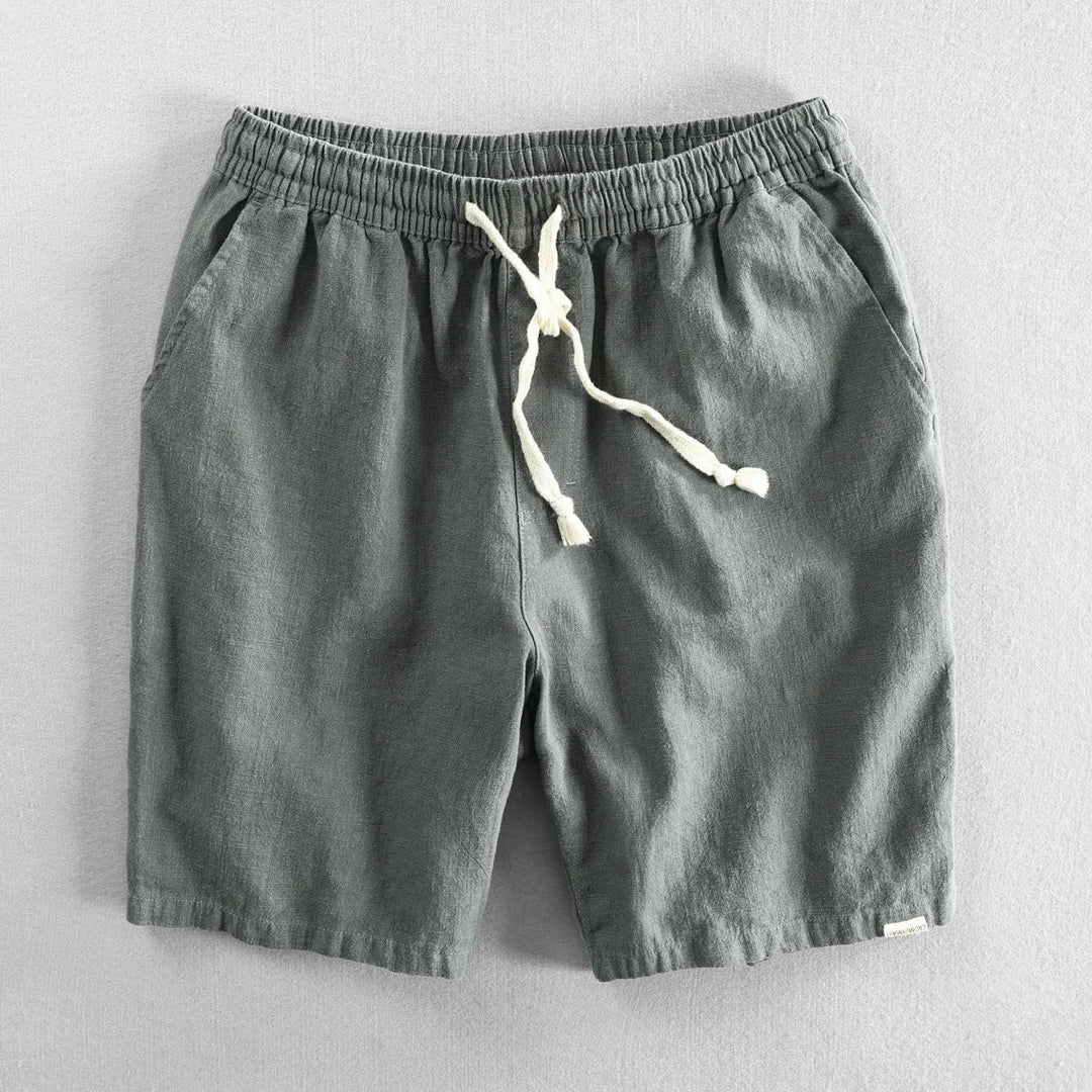 Comfortable casual shorts made of soft linen