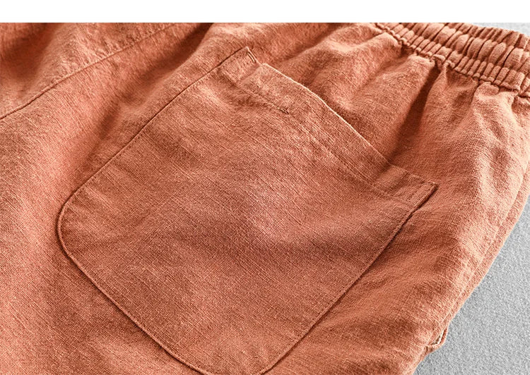Comfortable casual shorts made of soft linen