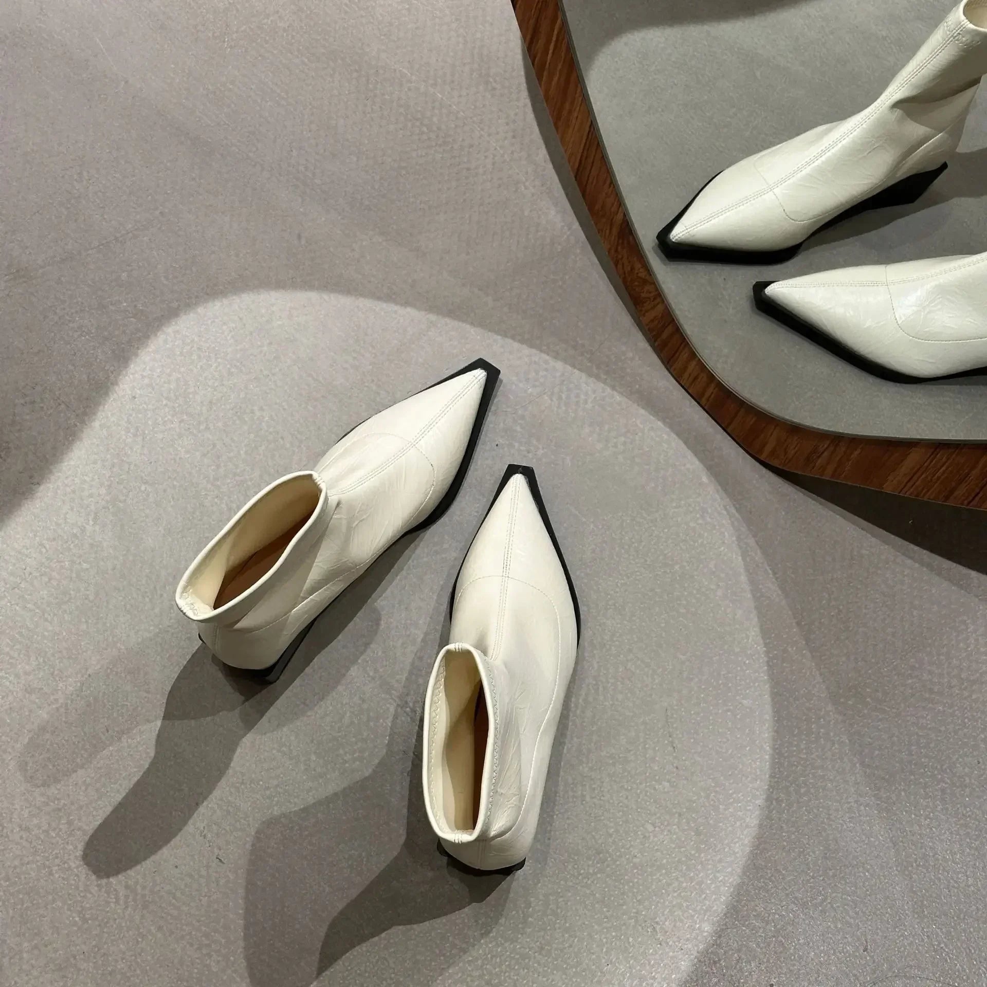 Autumn Ankle Boots – Pointed Look and Elegant Fit