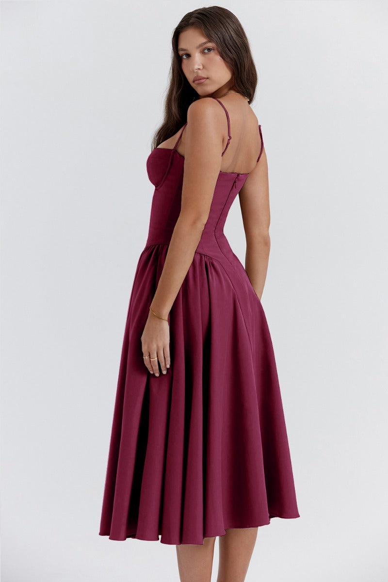 Elegant sleeveless midi dress designed for women
