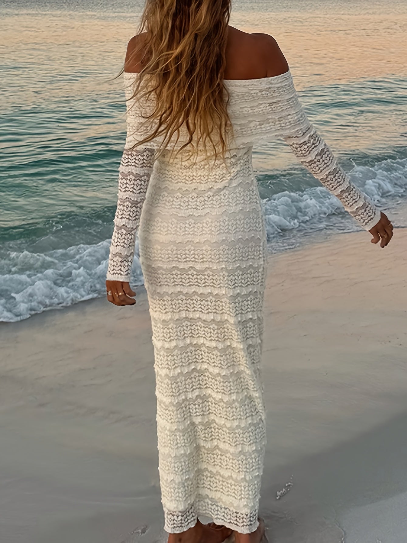 Romantic off-shoulder lace maxi-dress for women