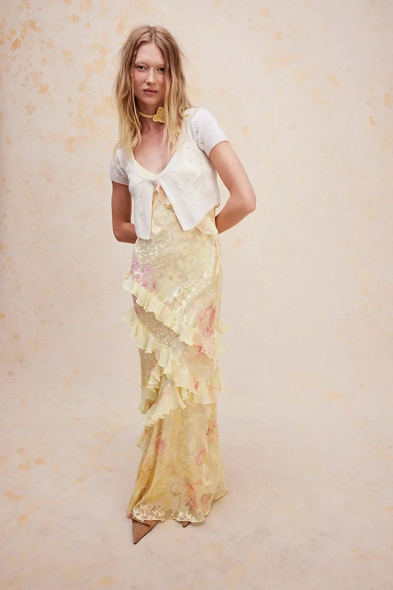 Lightweight sleeveless maxi dress for women