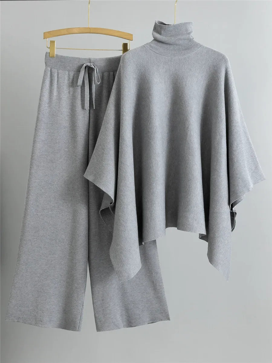 Ladies Set – Knitted Cape Top with Turtleneck – Wide Trousers – Relaxed Fit