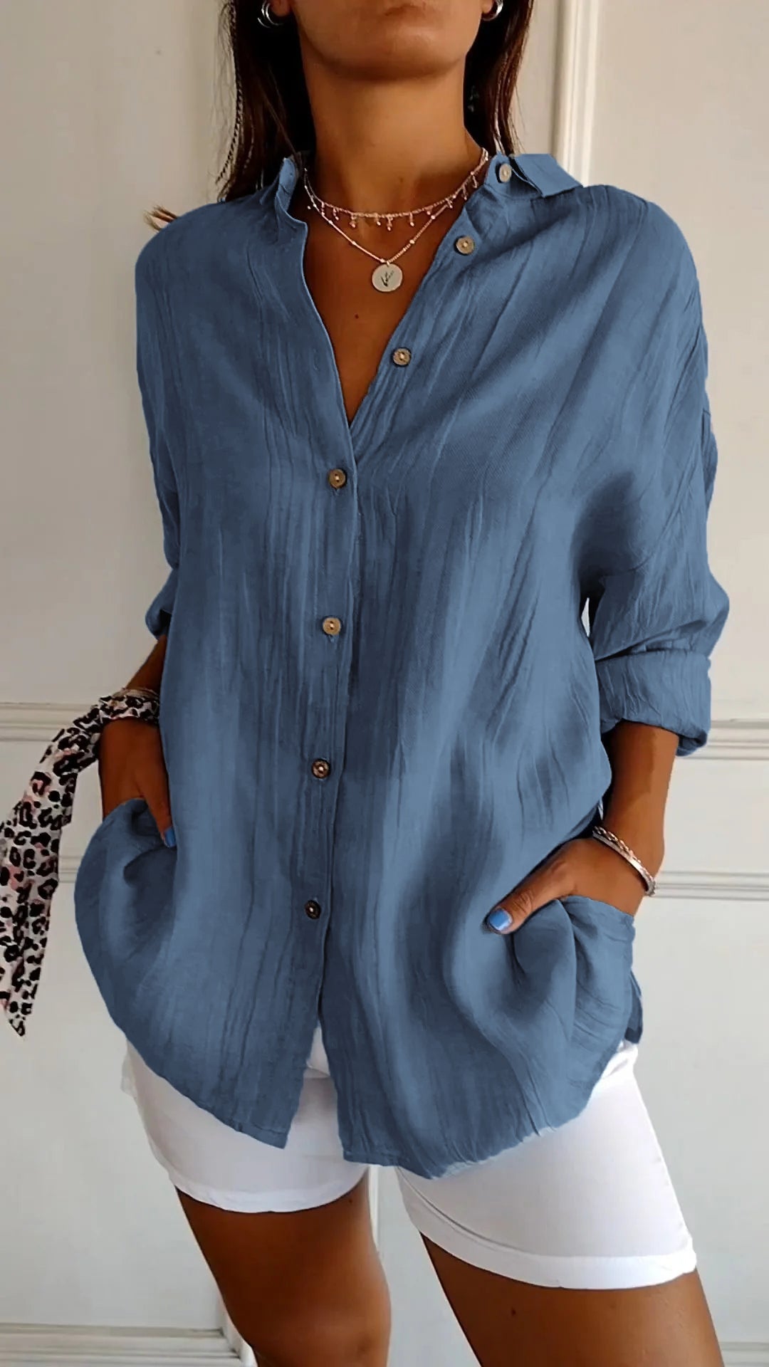 Elegant Blouse with Buttons for Women
