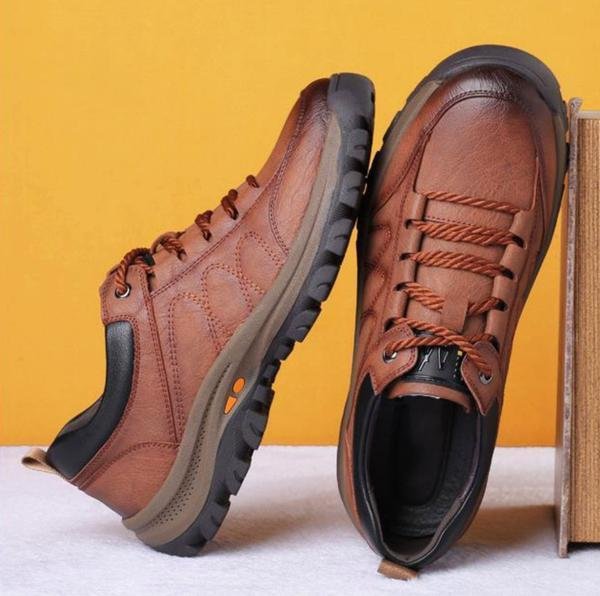 Orthopedic leather shoes for men