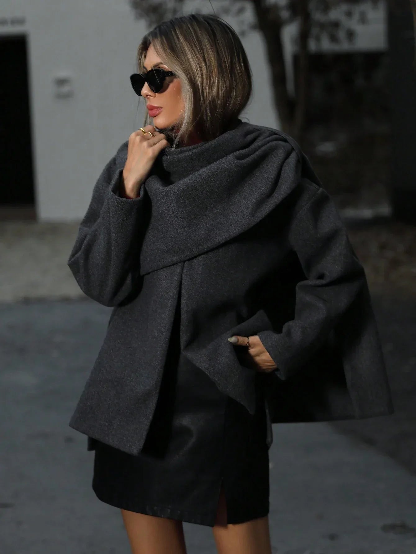 Harry Woolen Cape Coat | Drape Detail Midnight