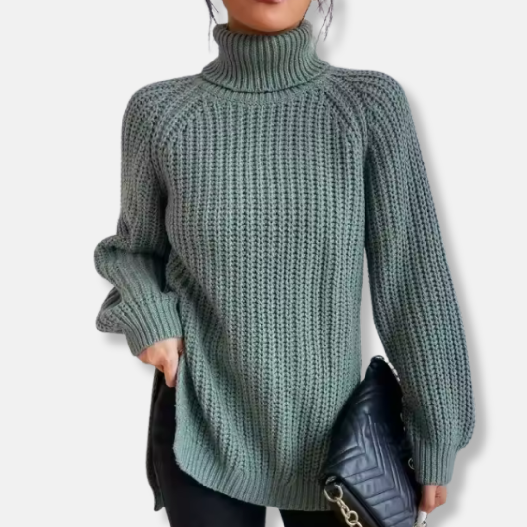 Women's sweater – Oversized fit – Chunky knit – Turtleneck – Raglan sleeves – Split hem