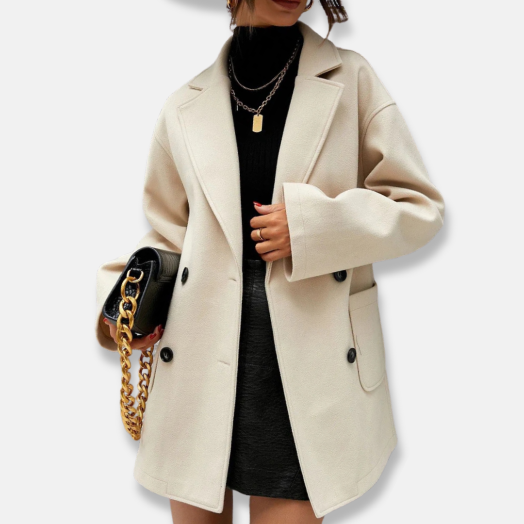 Women's coat – Wool – Relaxed fit – Double button closure – Notched collar – Length to mid-thigh