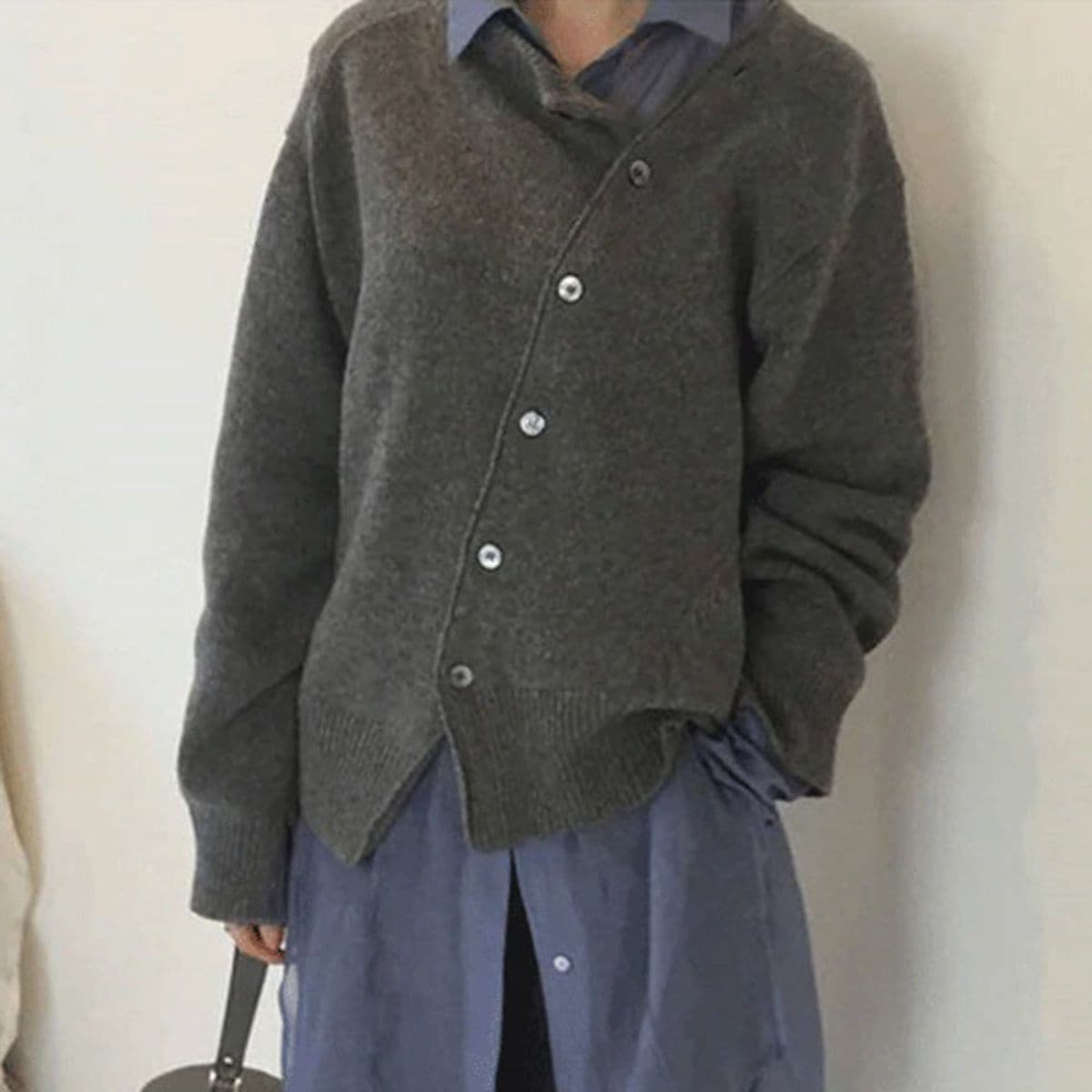 Damestrui – Oversized Pasvorm – Zachte Gebreide Stof – Knoopsluiting – Ribdetails