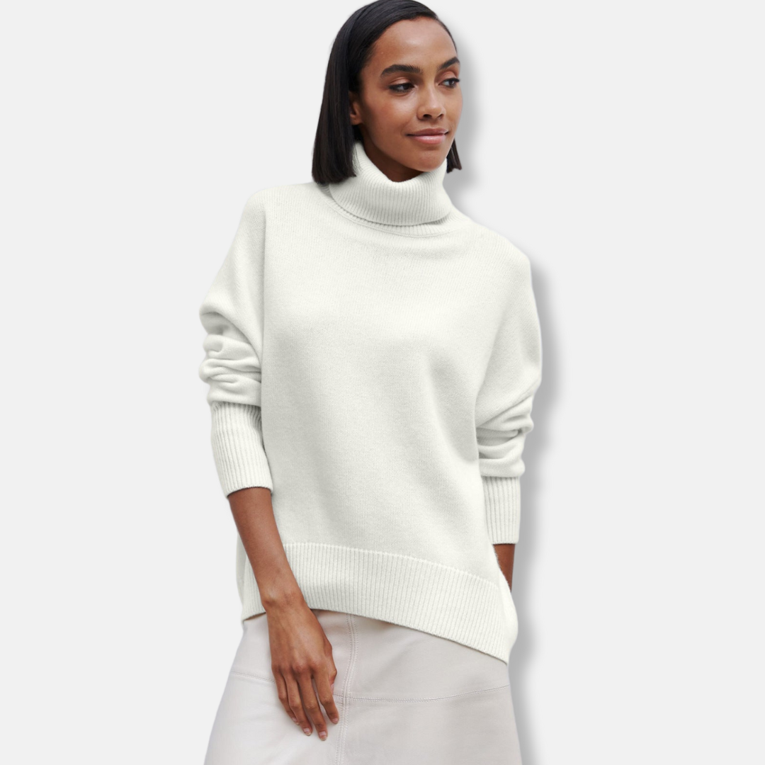 Women's Sweater - Fine Knit - Oversized - Turtleneck - Long Sleeves
