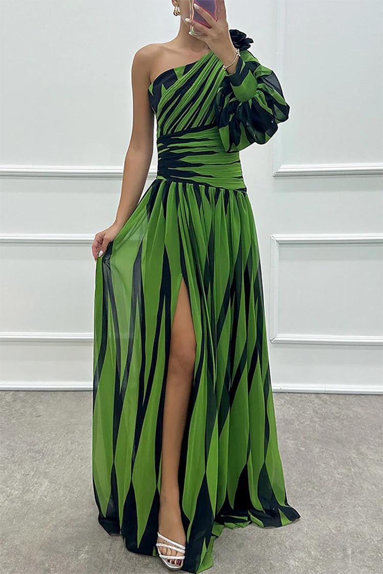 Chique Gestreepte One Shoulder Maxi Jurk