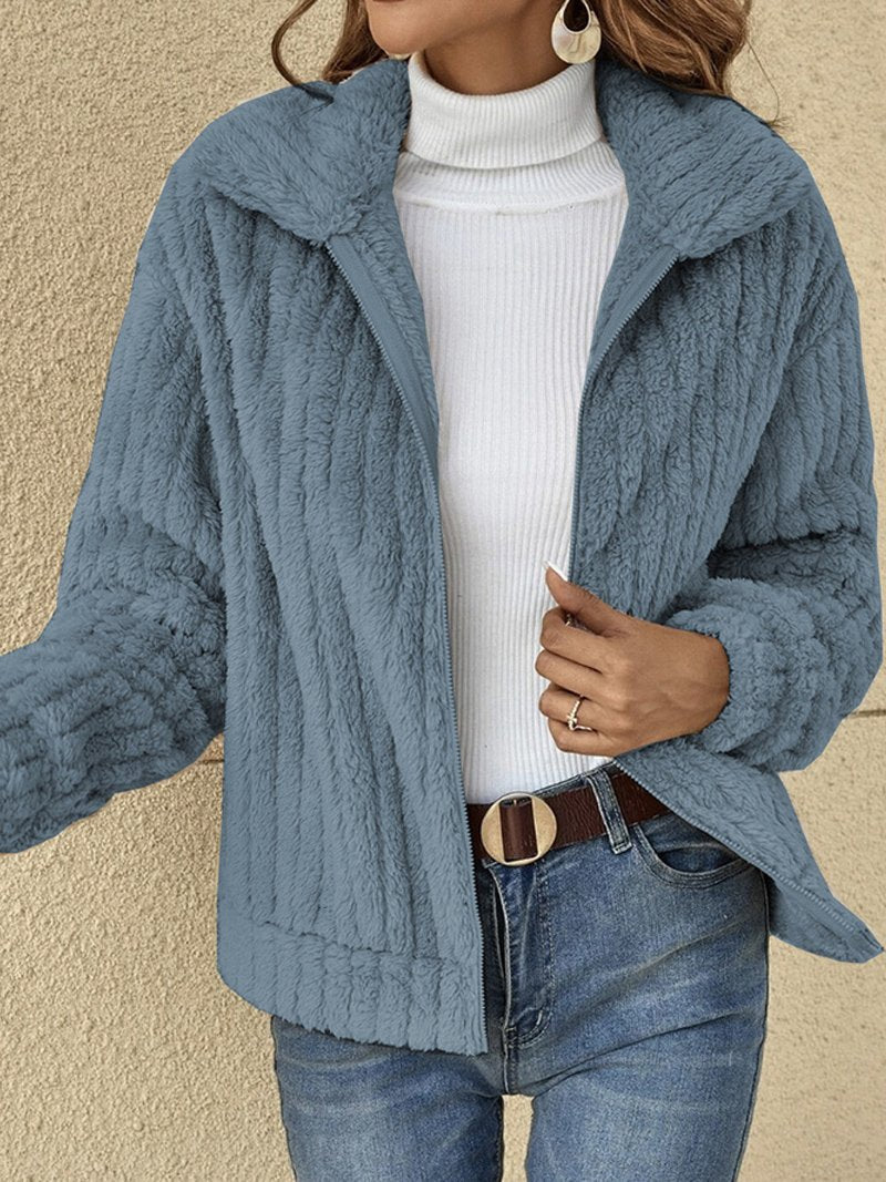 Dames Teddy Jas – Relaxte Pasvorm – Geribde Fleece – Cropped Lengte – Ritssluiting
