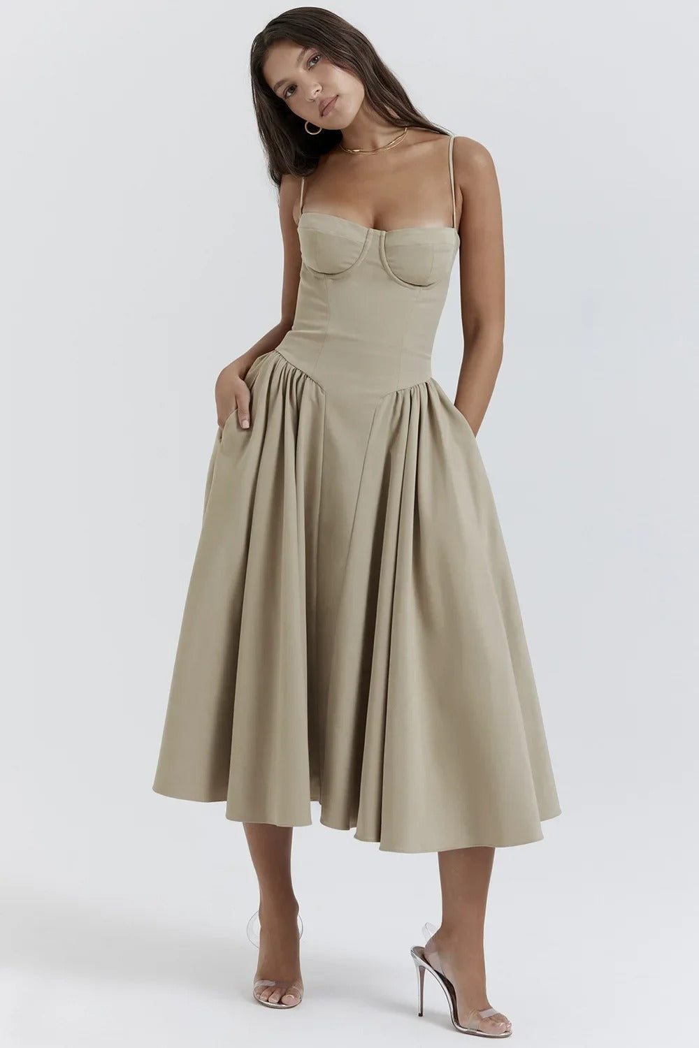 Elegante armloses midi jurk ontworpen voor dames