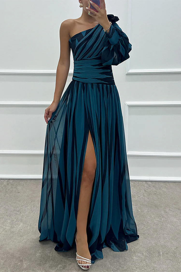 Chique Gestreepte One Shoulder Maxi Jurk