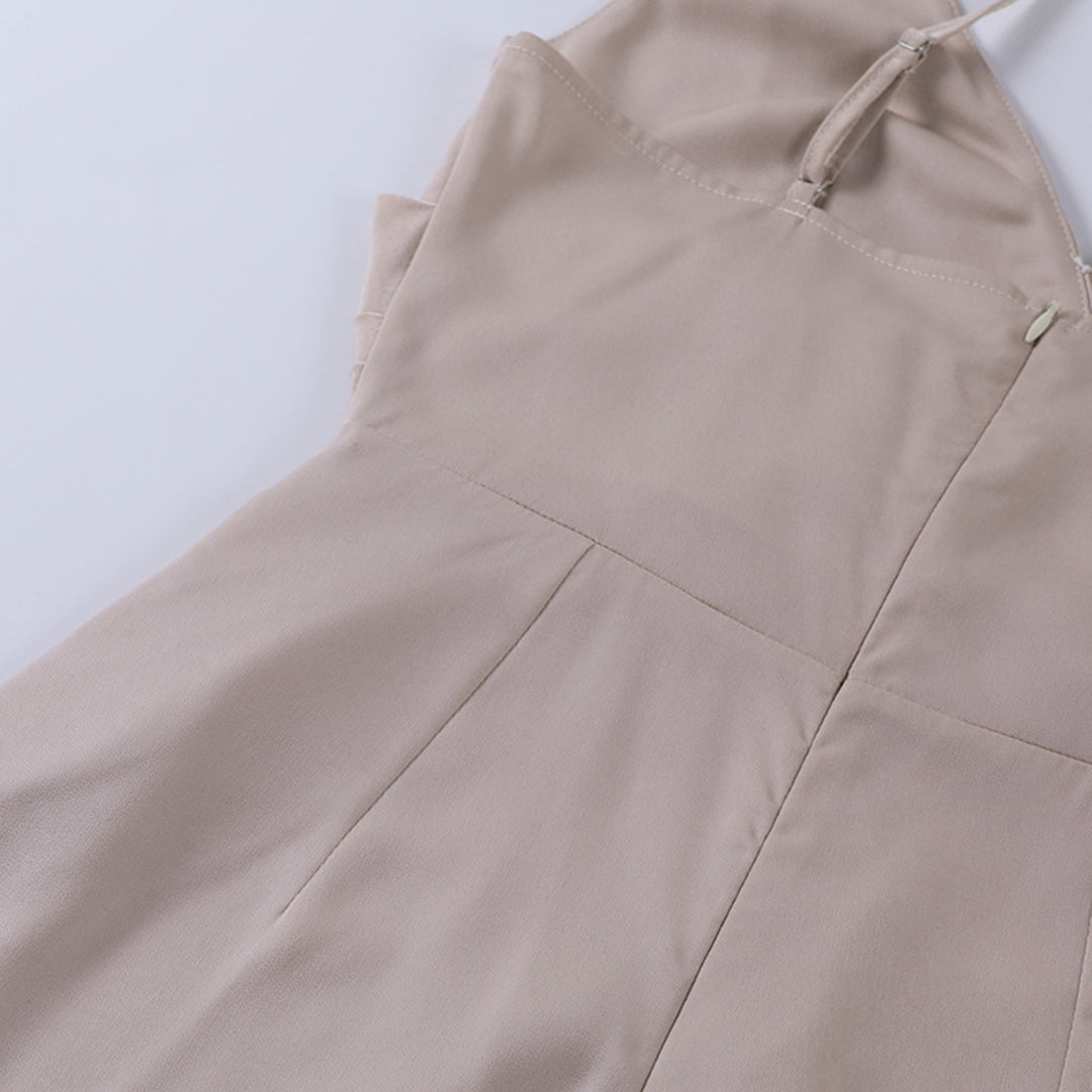 elegante satijnen jurk met split voor dames