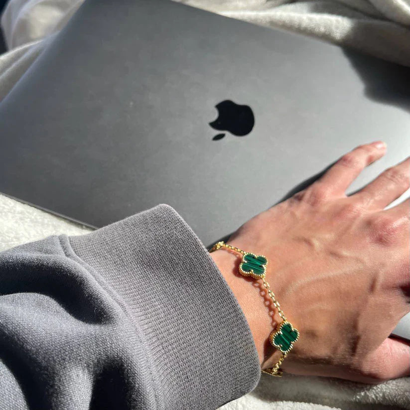 Elegante Goudkleurige Armband voor Dames