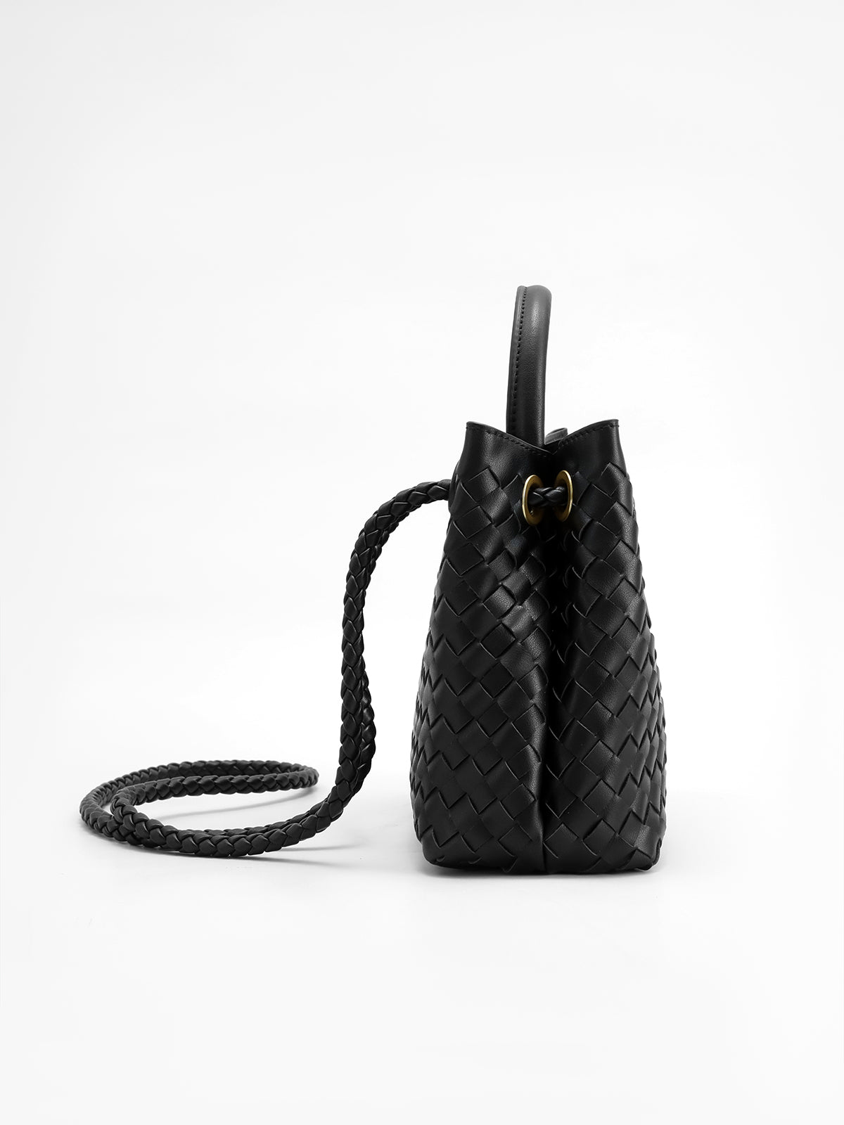 Tas met Metaal Twist Detail en Elegant Handvat
