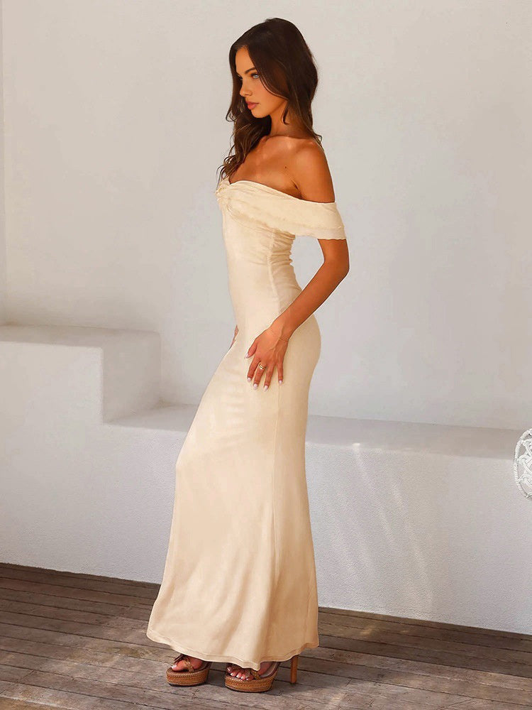 Satijnen Off-Shoulder Lange Jurk met Ruches
