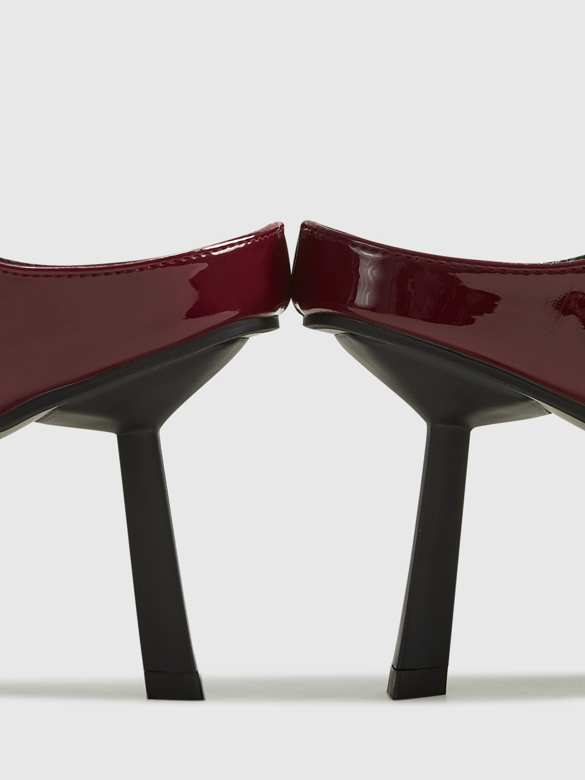 Puntige Slingback Hakken