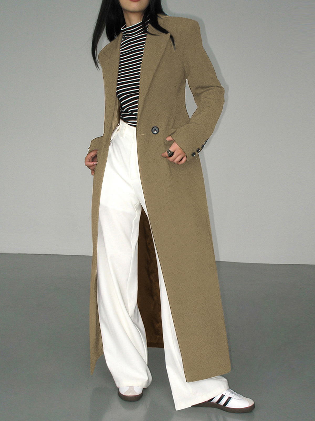 Elegant Split Sleeve Blazer