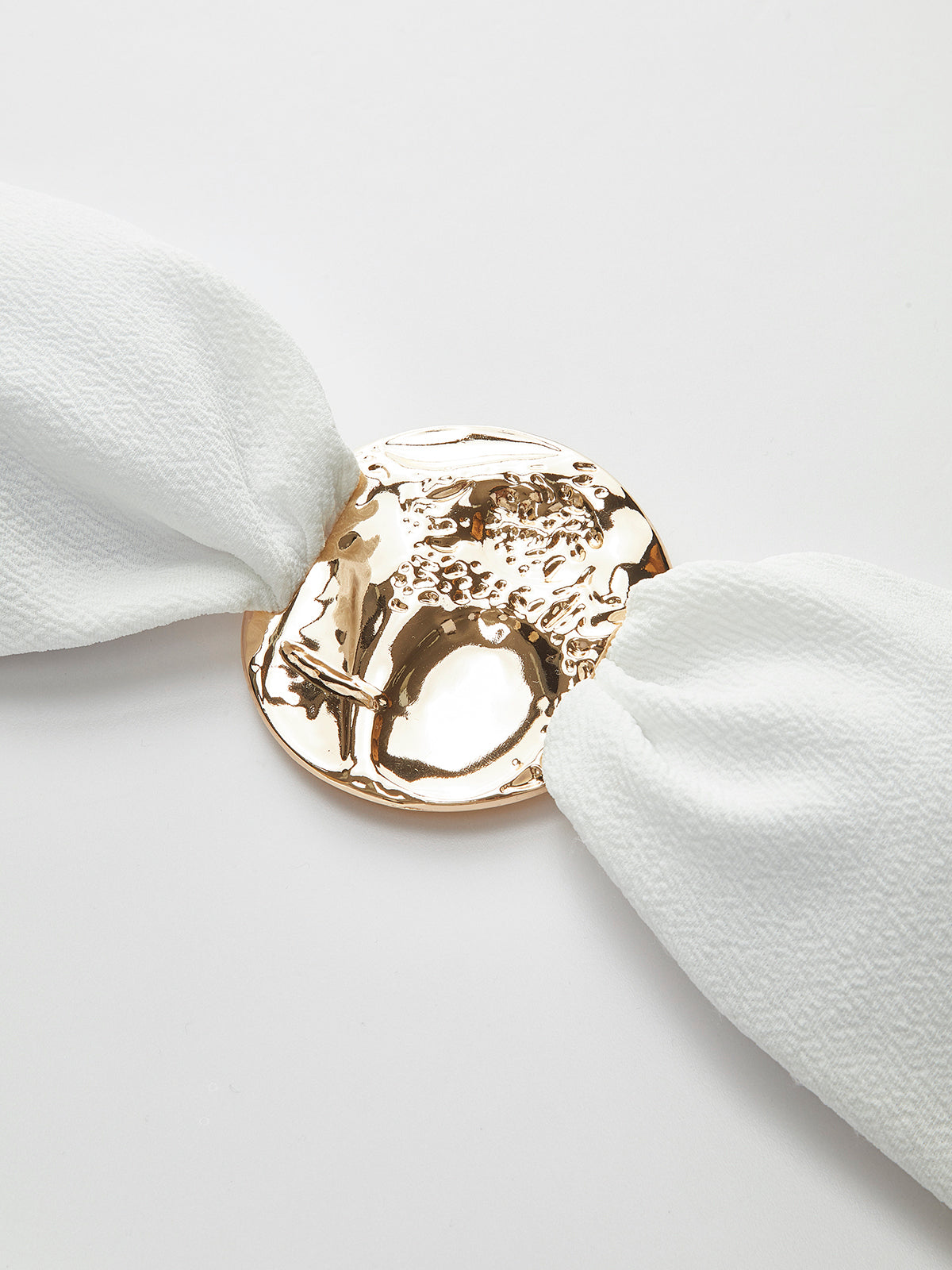 ikini Set met Gouden Details en Bijpassende Cover-Up voor Dames