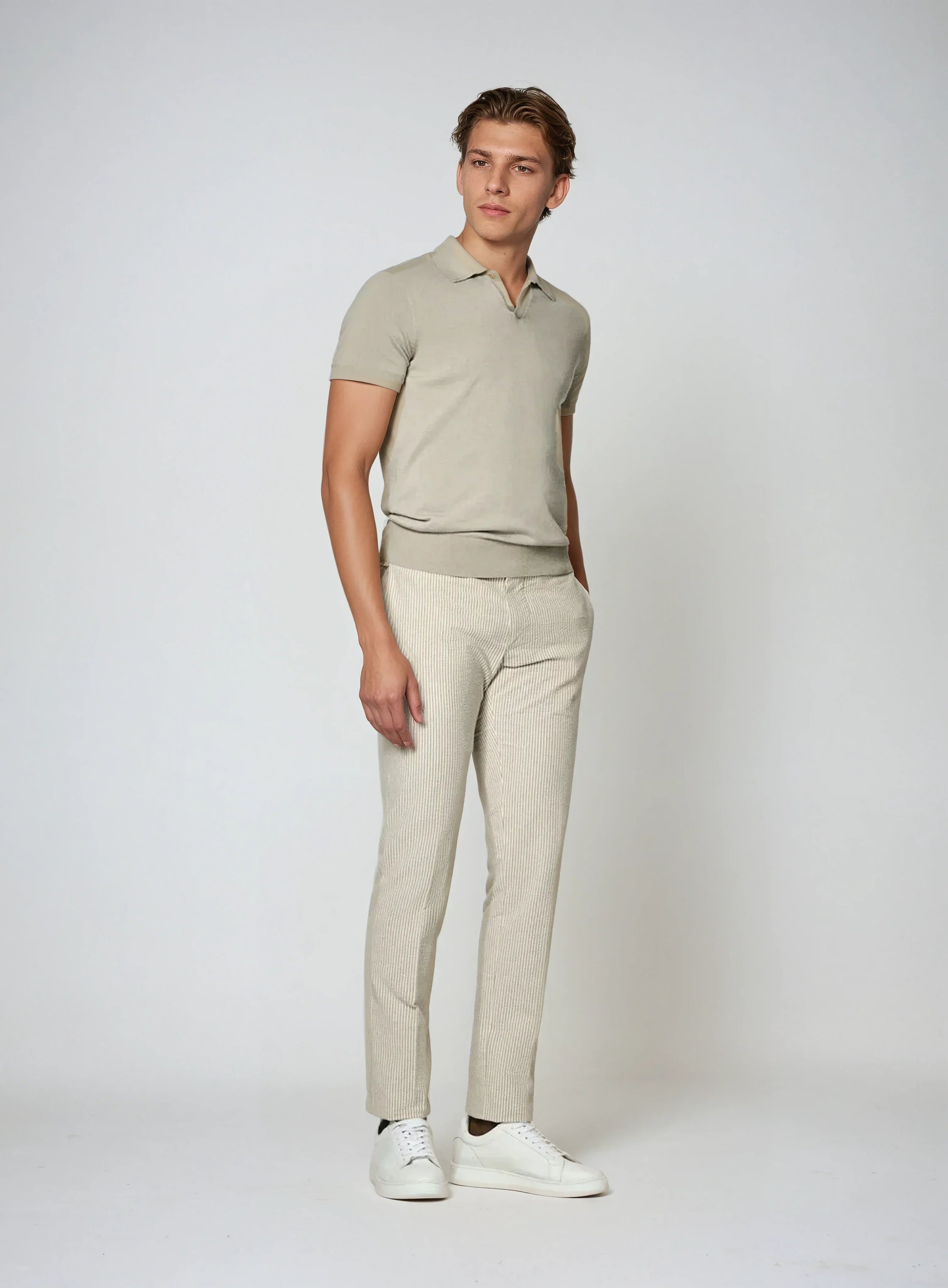 Taupekleurige Polo zonder Knopen Old Money Stijl voor Heren