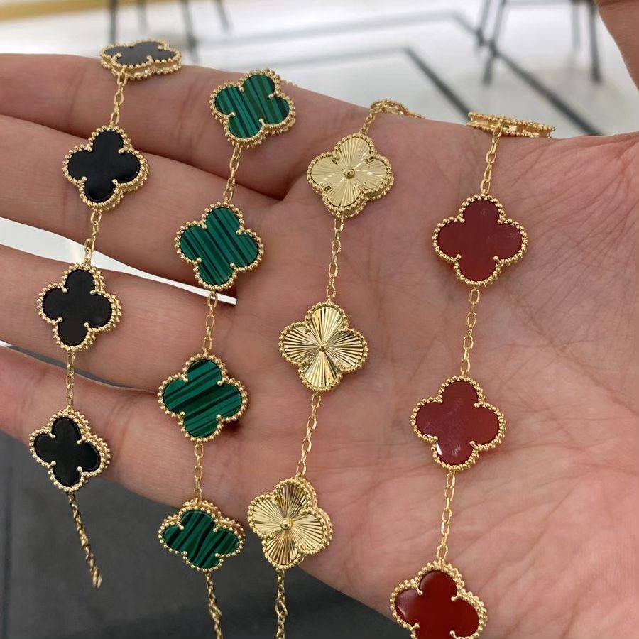 Retro Clover Bracelet Set for Women