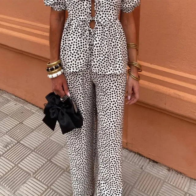 Tweedelige Linnen Outfit voor Dames – Perfect voor de Zomer