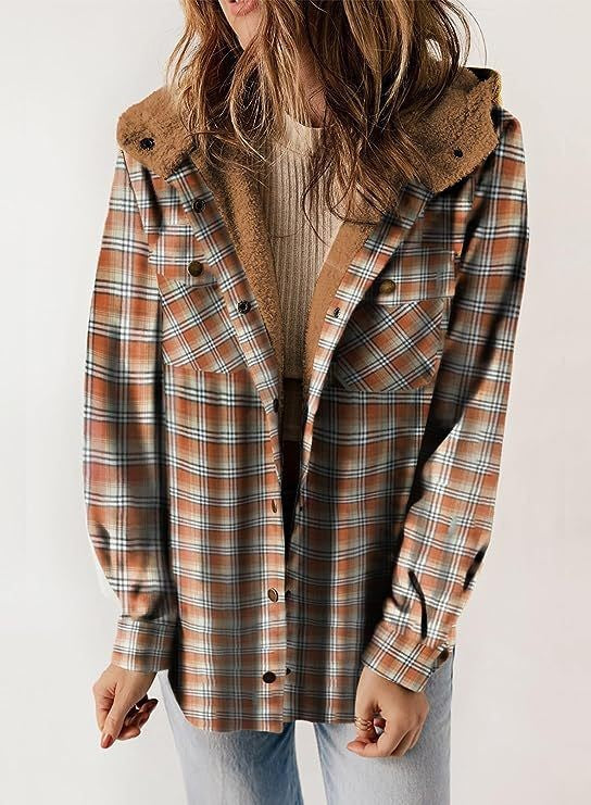 Dames Wool Jas – Relaxed Fit – Geruit – Knoopsluiting – Gevoerd met Capuchon
