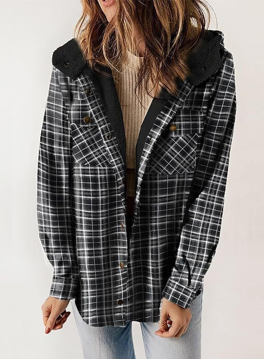 Dames Wool Jas – Relaxed Fit – Geruit – Knoopsluiting – Gevoerd met Capuchon