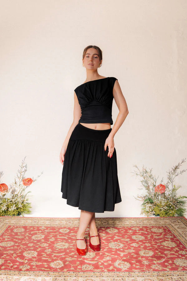 Stijlvolle crop top met verfijnde afwerking