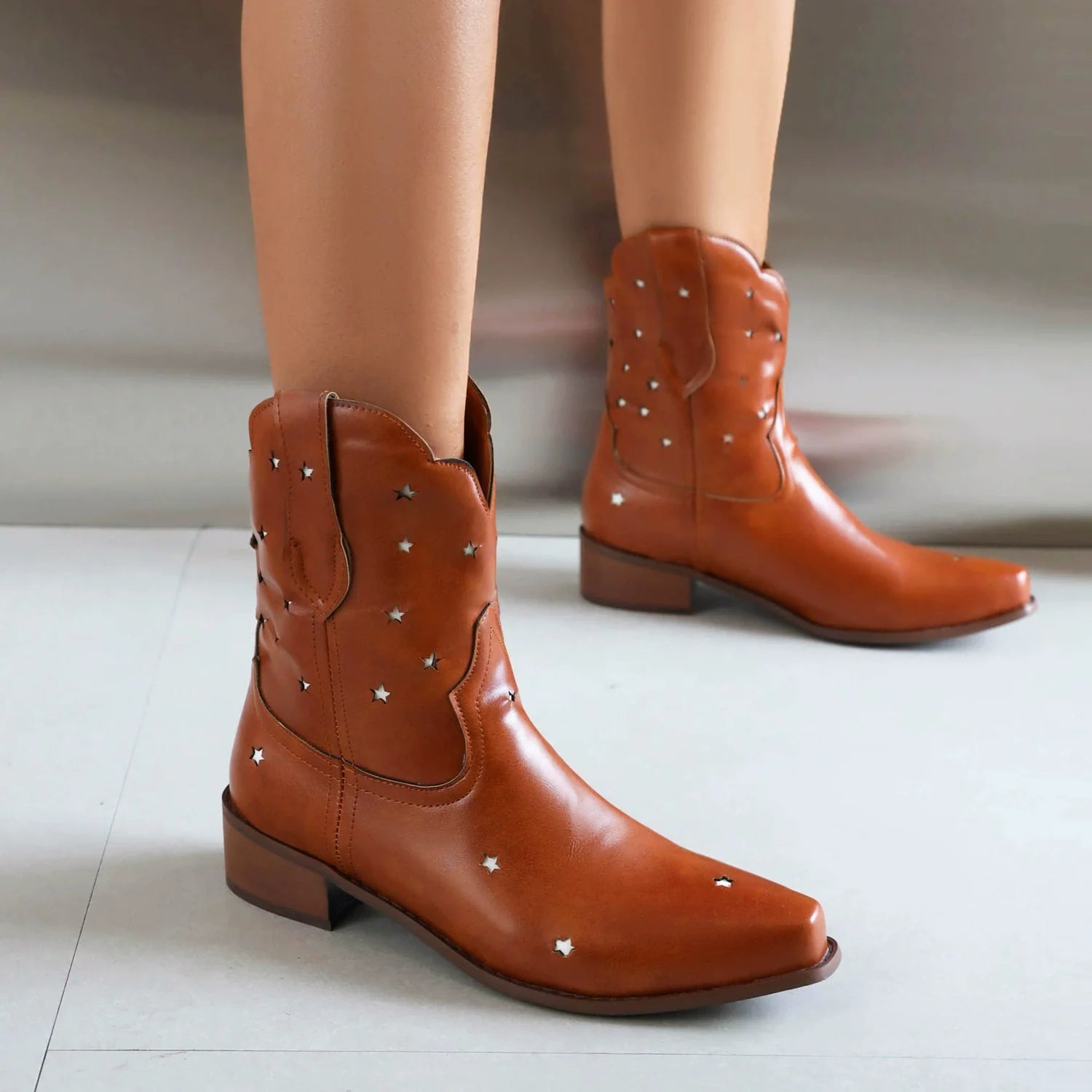 Women's Ankle Boots – Smooth Leather – Pointed Toe – Low Heel – Star Studs – Western Style