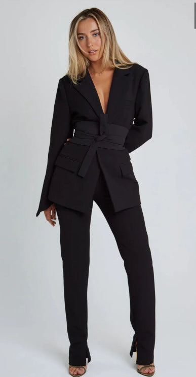 Dames blazer – Lang model – Getailleerde pasvorm – Strikceintuur – Reverskraag