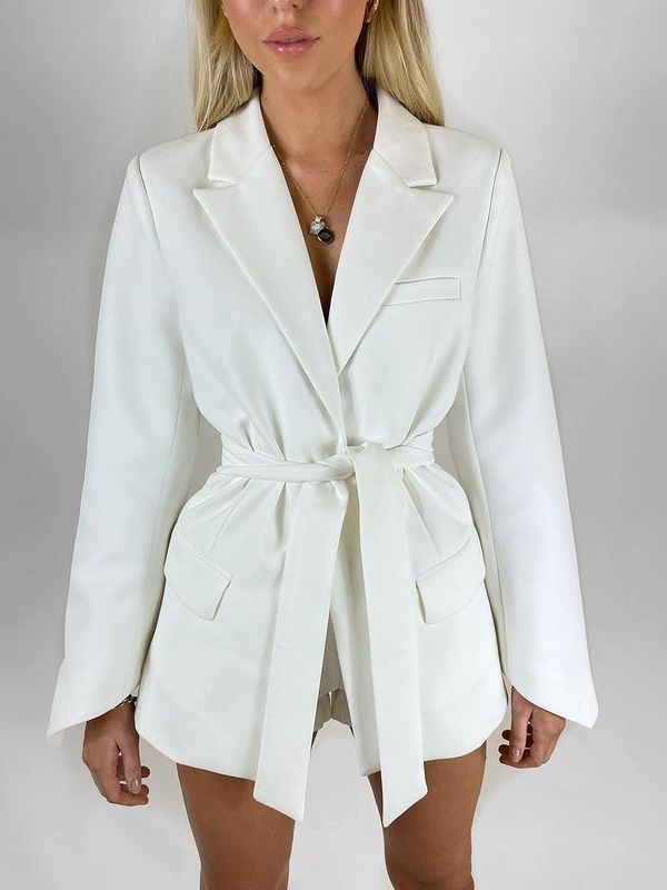 Dames Blazer – Getailleerd Model – Taille Ceintuur – Klokmouwen – Asymmetrische Zoom