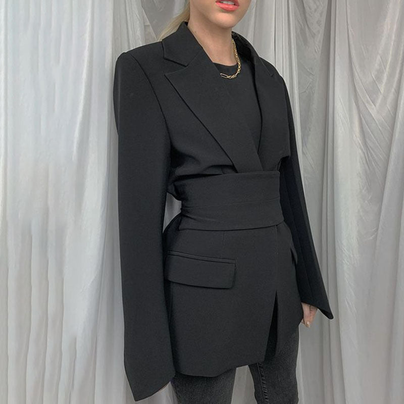 Dames blazer – Lang model – Getailleerde pasvorm – Strikceintuur – Reverskraag