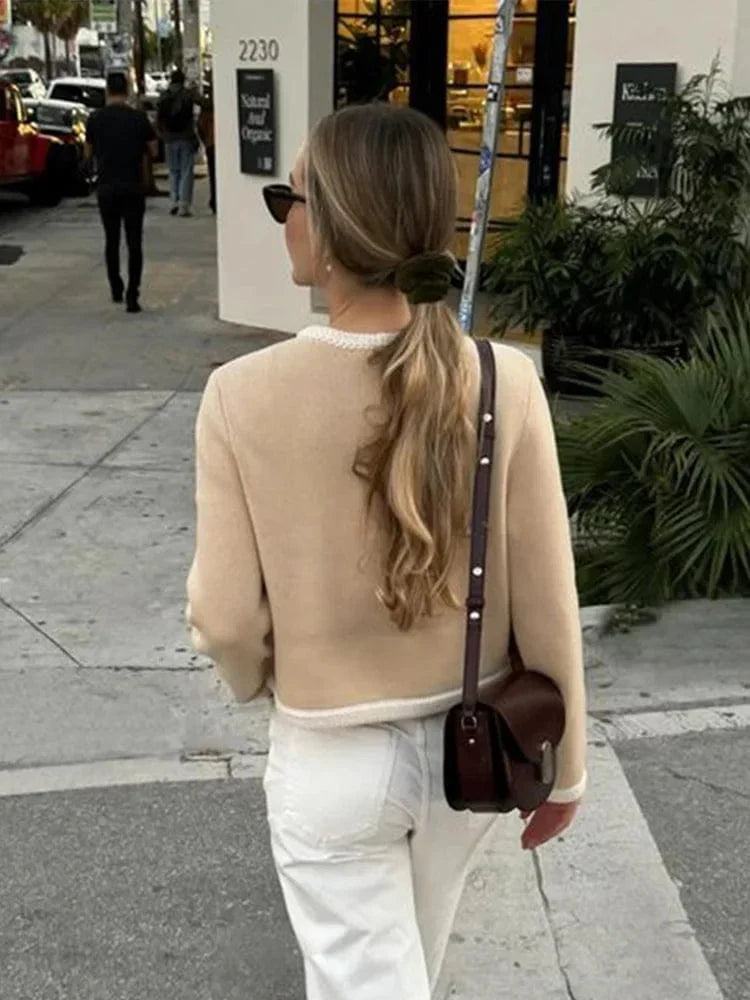 Rosie contrasting cardigan-jacket | Button closure with patch pockets