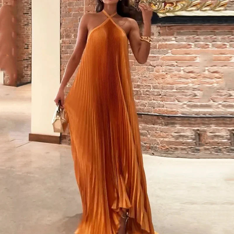 Elegante geplisseerde halternek maxi jurk voor dames.