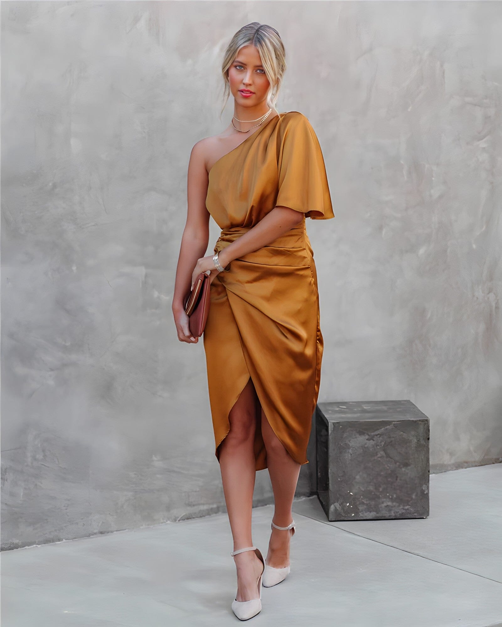 Kyra Elegante Zijde Jurk met Split