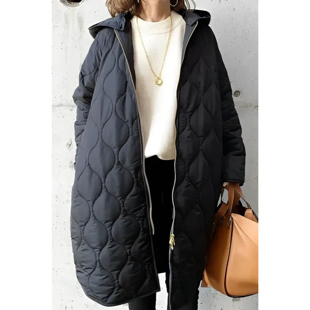 Dames Gewatteerde Jas – Oversized Pasvorm – Lange Lengte – Met Capuchon en Rits
