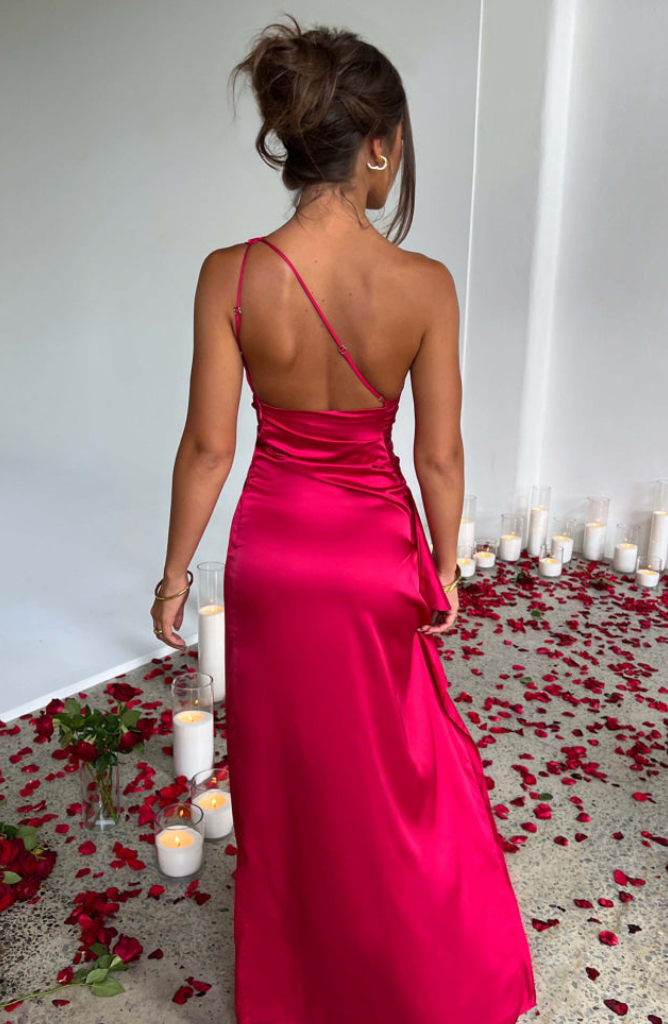 Dames Maxi Jurk – Satijn – One Shoulder – Getailleerd – Hoge Split – Elegant