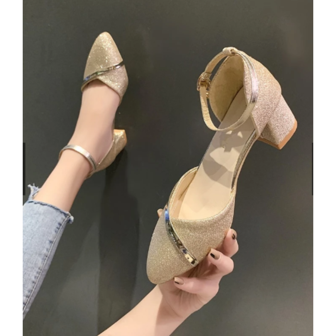 Verfijnde Dames Sandalen met Blokhak en Veilige Enkelriem