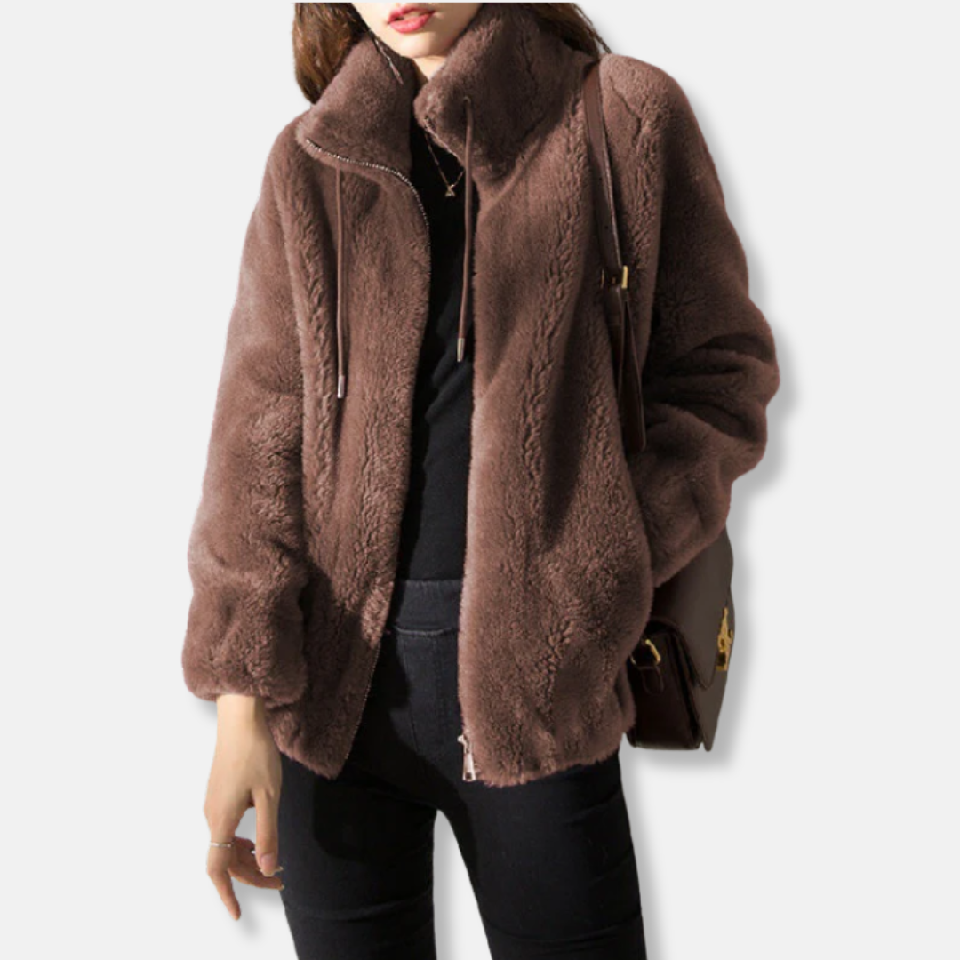 Women's Teddy Coat – Relaxed Fit – Soft Plush Fabric – High Collar – Zipper Closure