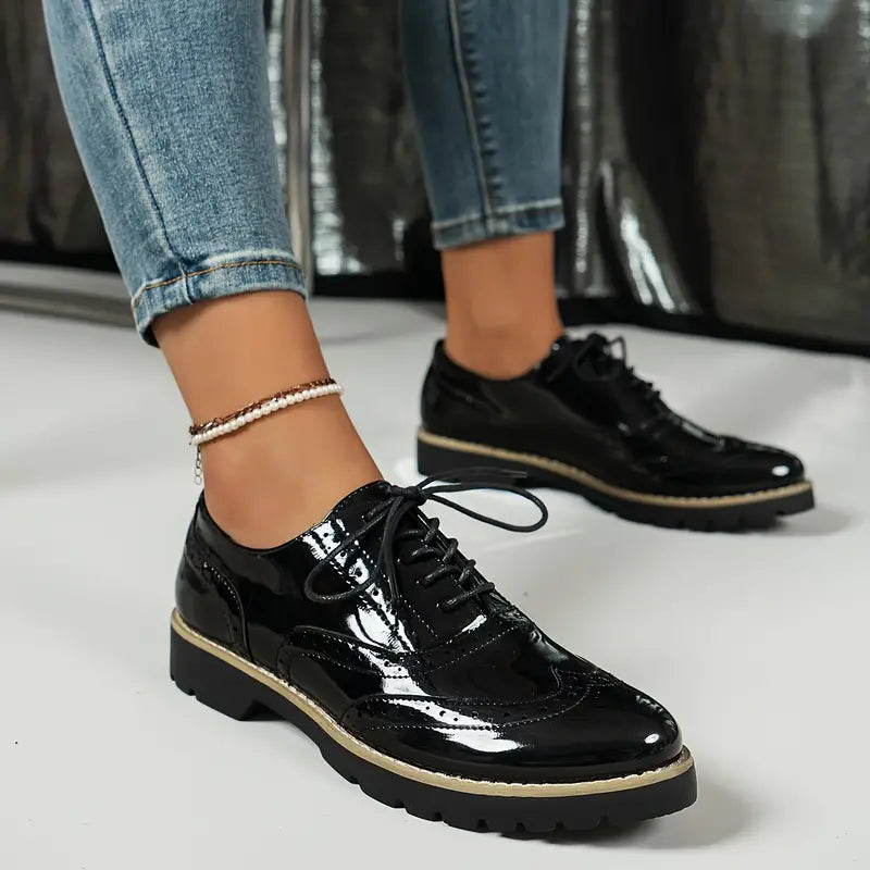 Glimmende Leren Schoenen – Perfect voor Formele Gelegenheden