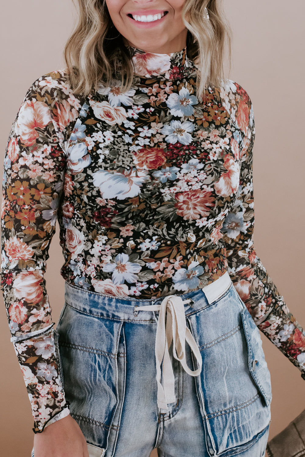 Chique bloemen mesh top in bruin met lange mouwen voor dames