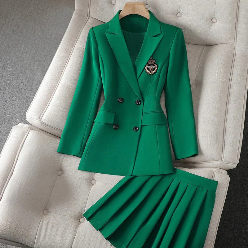 Dames 2-Delige Set – Getailleerde Blazer & Plooirok – Dubbelrijig – Wolmix – Crestdetail – Heuplengte